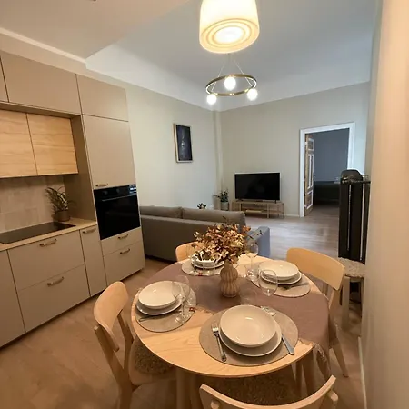 Virsis Appartement *